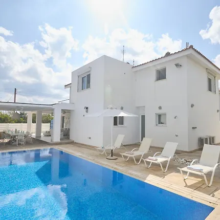 Serifos 7 - 100 Meters From Malama Villa Protaras