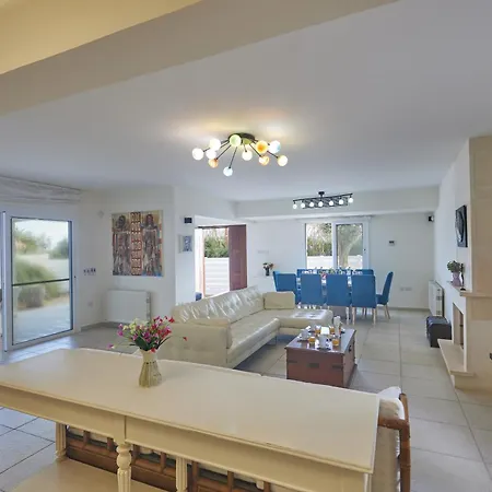 Serifos 7 - 100 Meters From Malama Villa Protaras