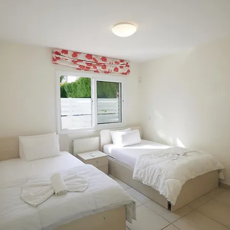 Serifos 7 - 100 Meters From Malama Protaras