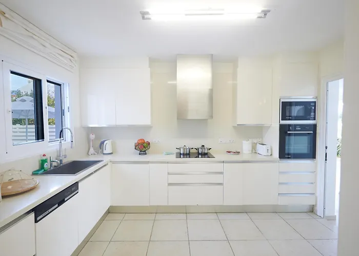 Serifos 7 - 100 Meters From Malama Protaras